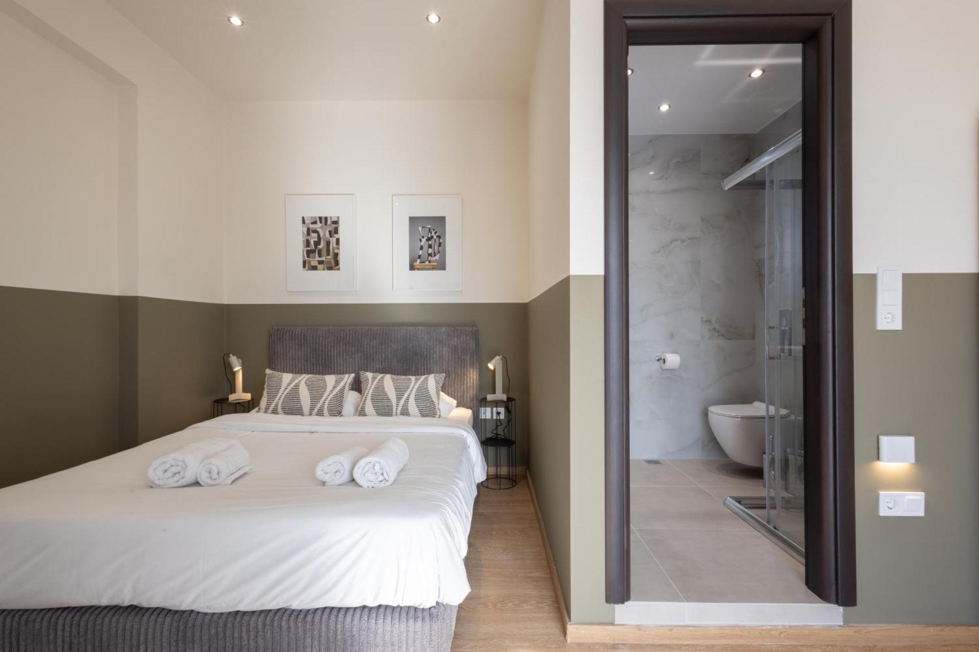 Luxurious 3-Bedroom Seaside Retreat Fully Renovated In 2025 Atény Exteriér fotografie