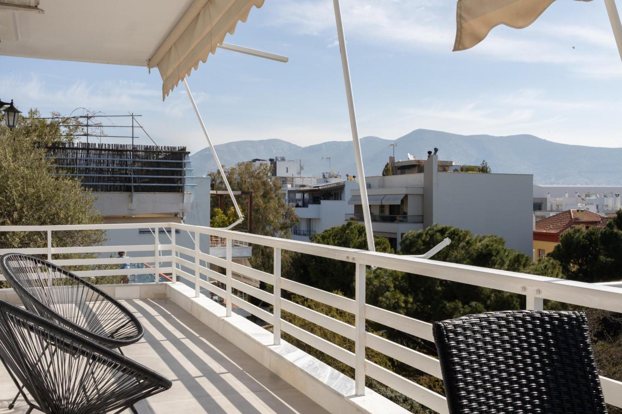 Luxurious 3-Bedroom Seaside Retreat Fully Renovated In 2025 Atény Exteriér fotografie